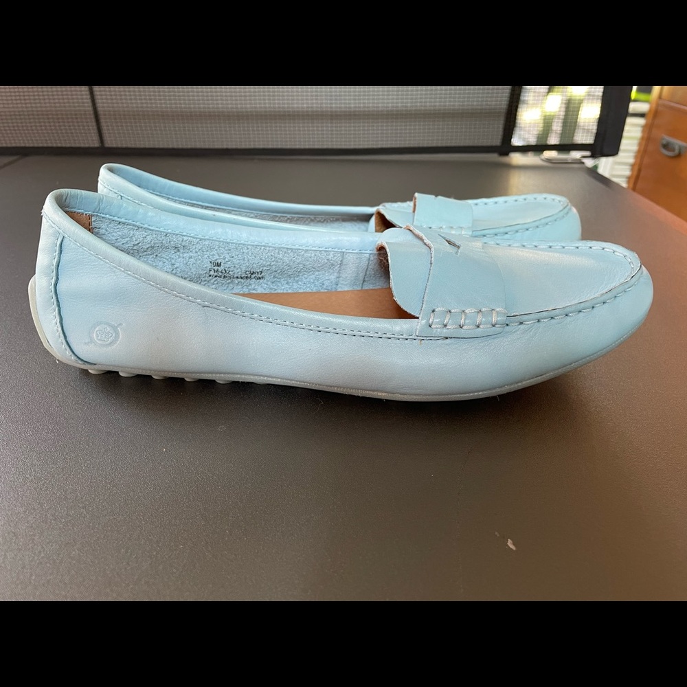 Born soft leather driving Mocs.